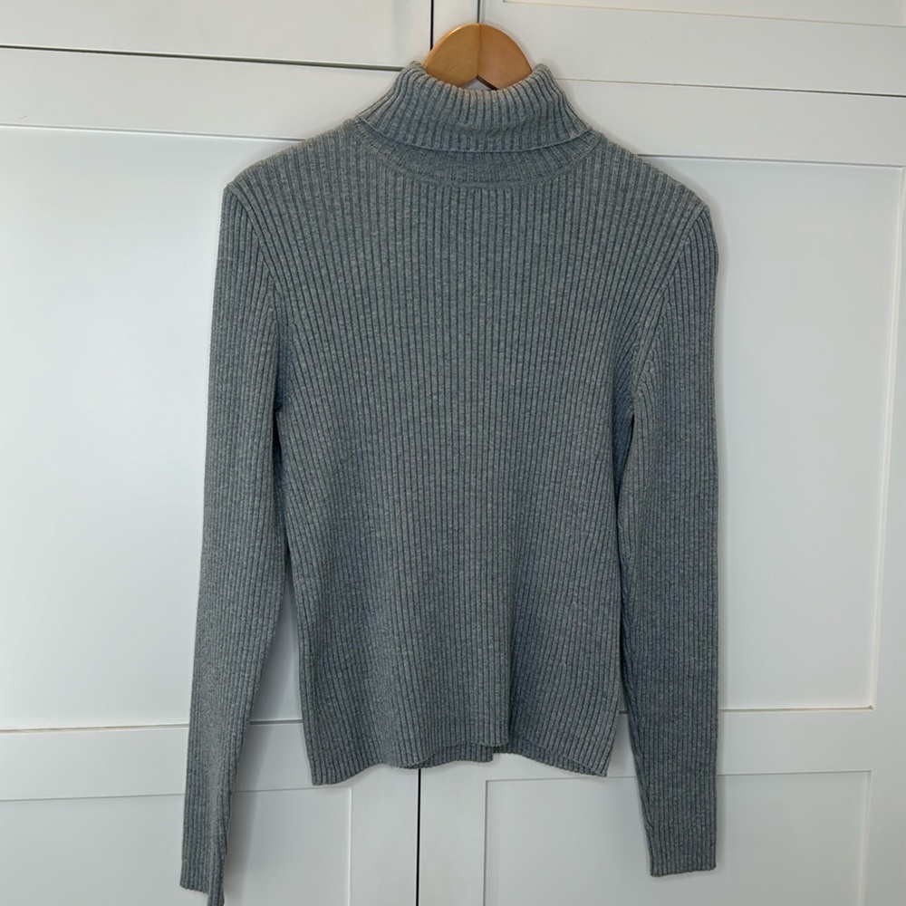 Gap Gray Long Sleeve Turtleneck stretch Ribbed Sweater size: Large